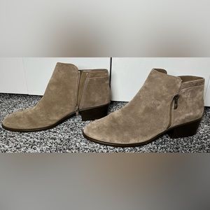 Aerosoles beige ankle booties - hardly worn